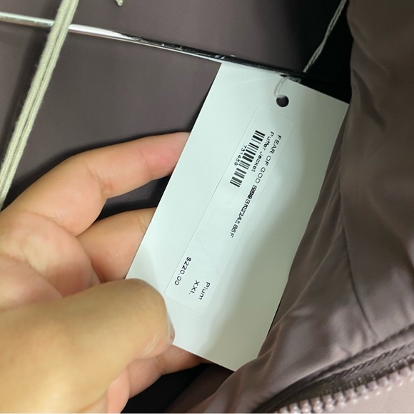 Fear Of God Essentials Puffer Jacket Plum XXL Half Zip‎ - Picture 5 of 7